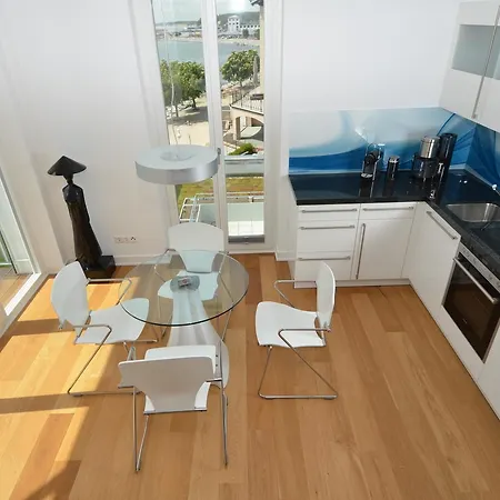 Ostseeresidenz - Penthouse 19 Mit Sauna, Balkon, Meerblick Sassnitz