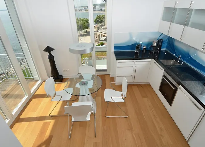 Ostseeresidenz - Penthouse 19 Mit Sauna, Balkon, Meerblick Sassnitz
